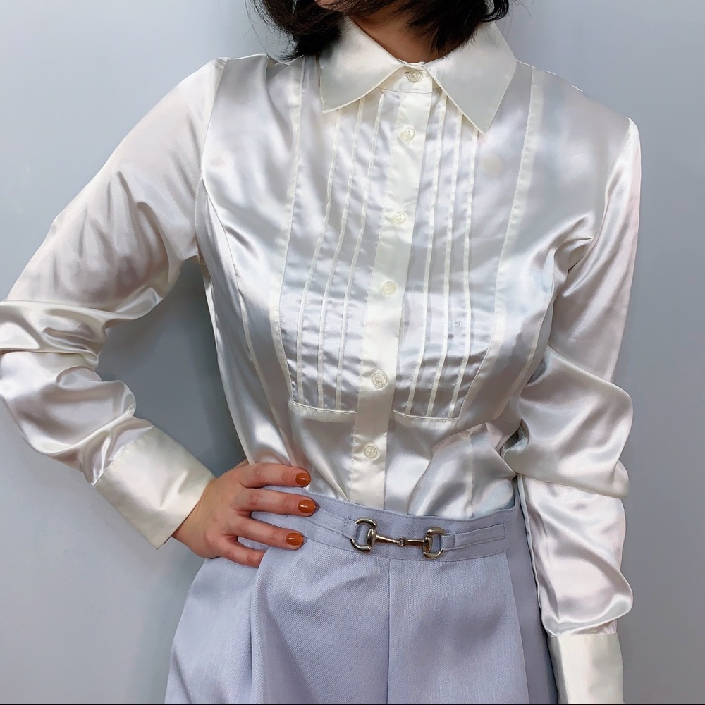 Vintage Satin Cream Button Down with Pleats XS-S